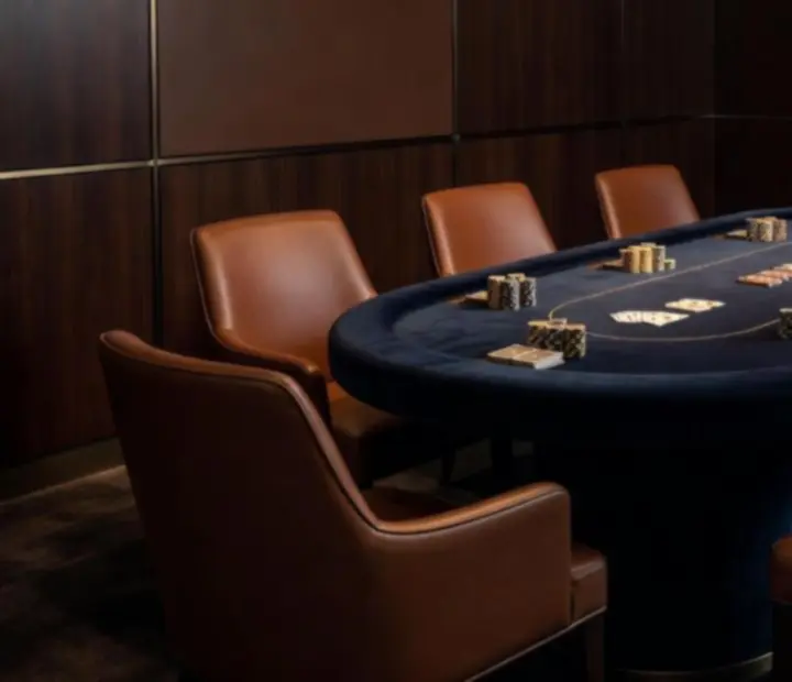 Exkluzív pókerasztal a Lounge privát szekciójában